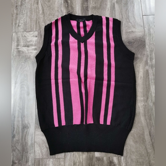 Adult Small Vest - Picture 1 of 1